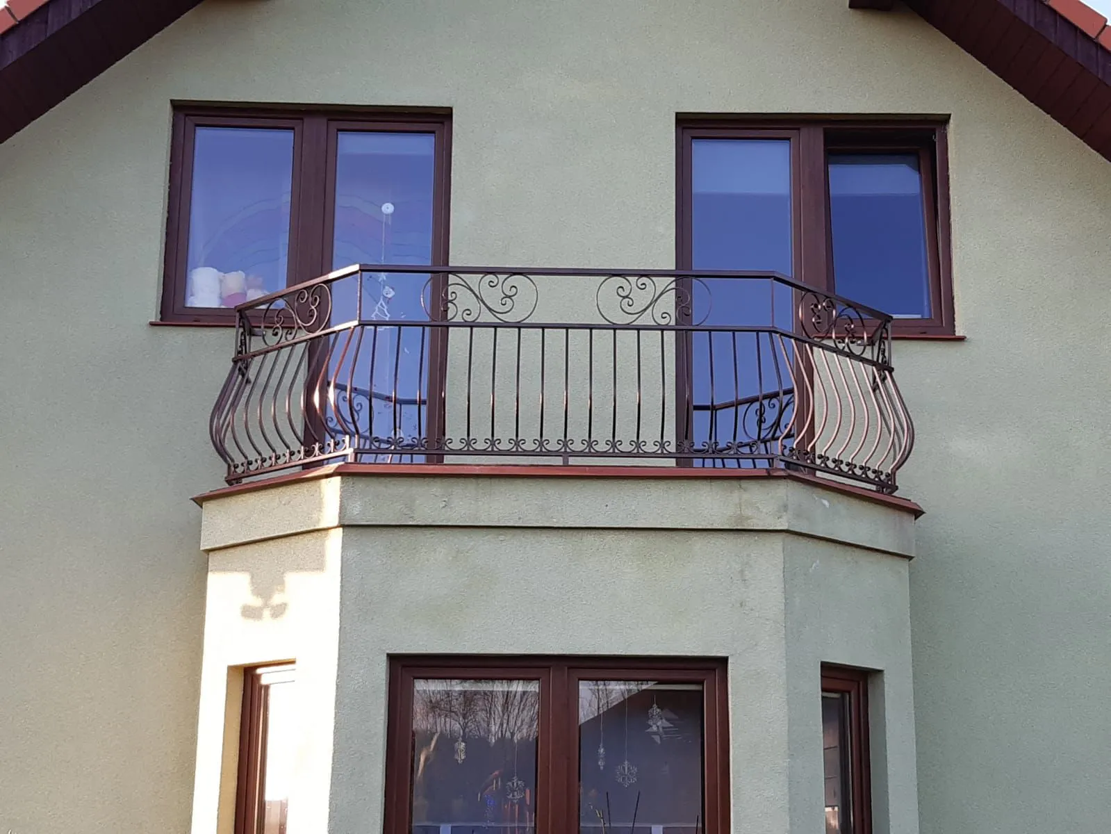 Balustrada balkonowa kuta ozdobna brązowa stalowa - realizacja okolice Gorzowa | Stalowy Bechta